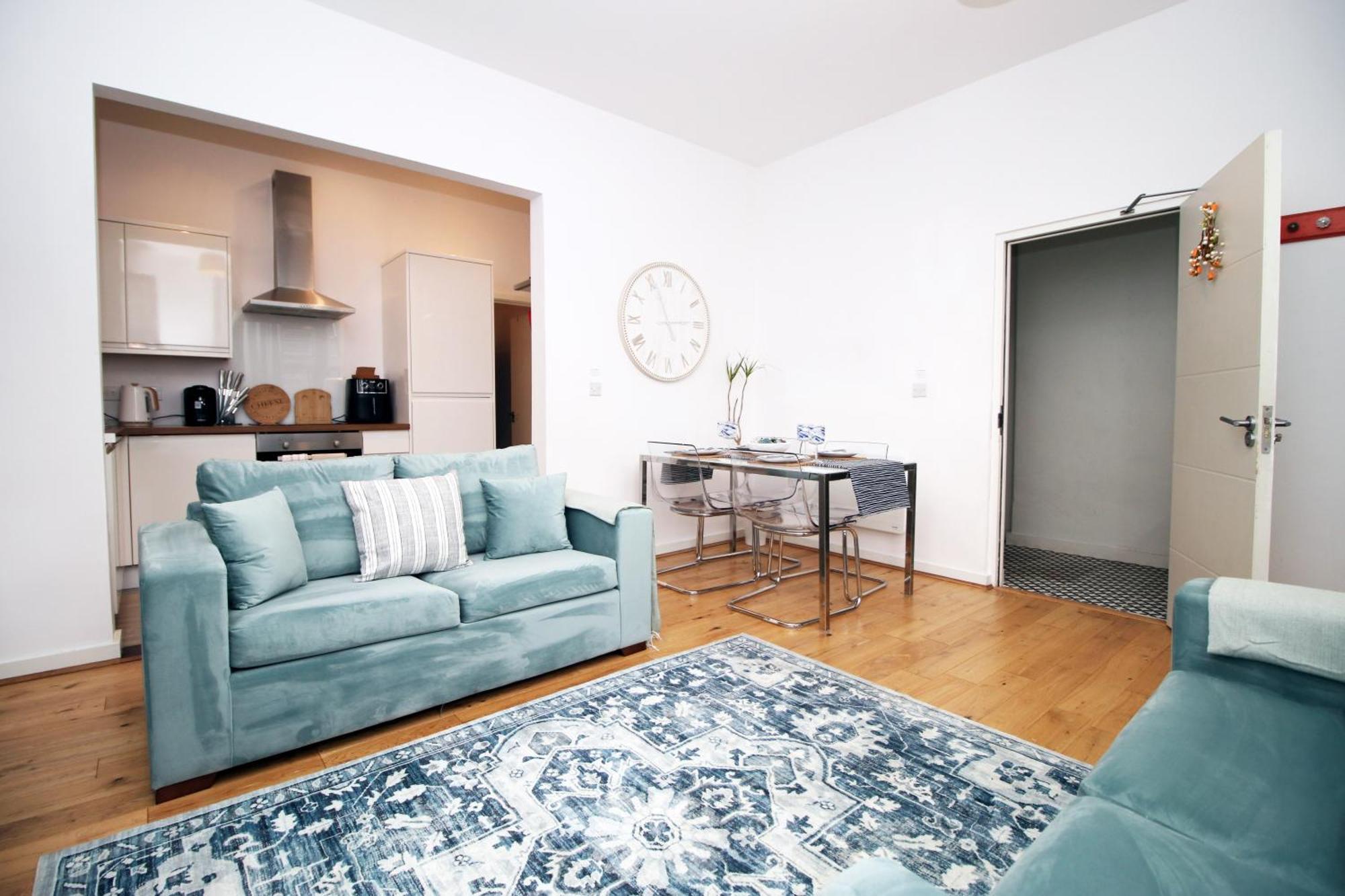Coastal Penarth Dream! Close To Cardiff Superb Location Near Bars And Restaurants! Dog Friendly And Welcome Breakfast Pack! Exterior foto