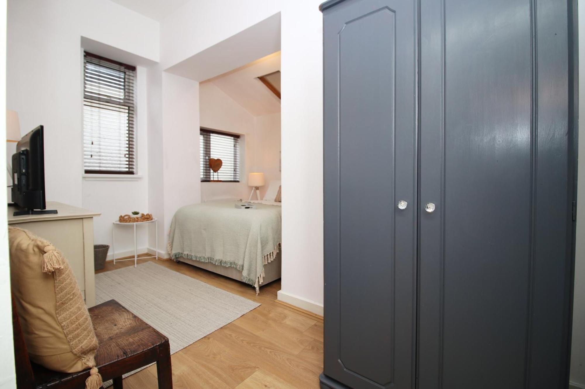 Coastal Penarth Dream! Close To Cardiff Superb Location Near Bars And Restaurants! Dog Friendly And Welcome Breakfast Pack! Exterior foto